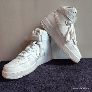 Nike Air Force Triple 1 high tops size Y6